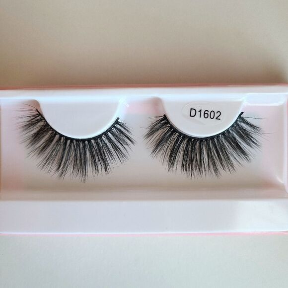 Other - 3D Mink Eyelash Extensions 